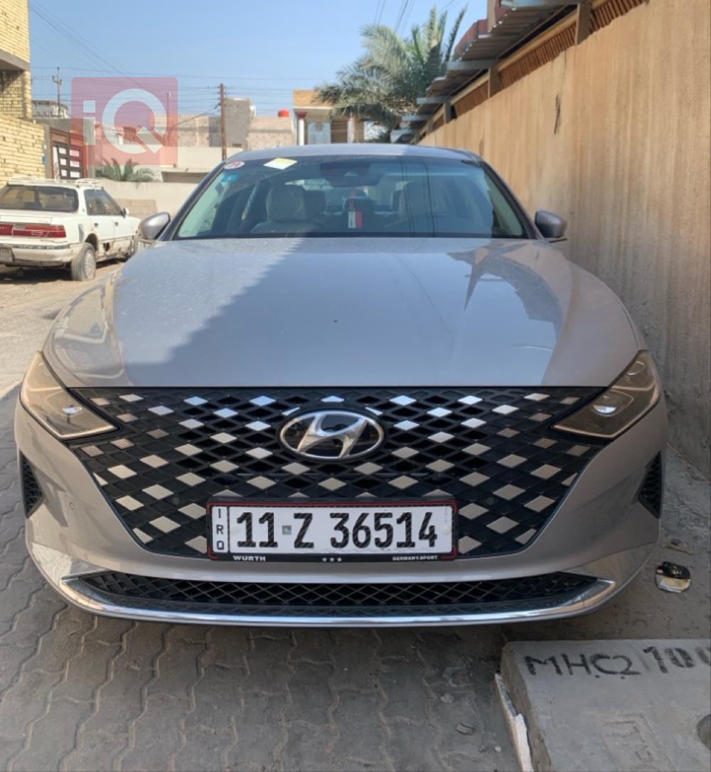 هیوندای ازێرا